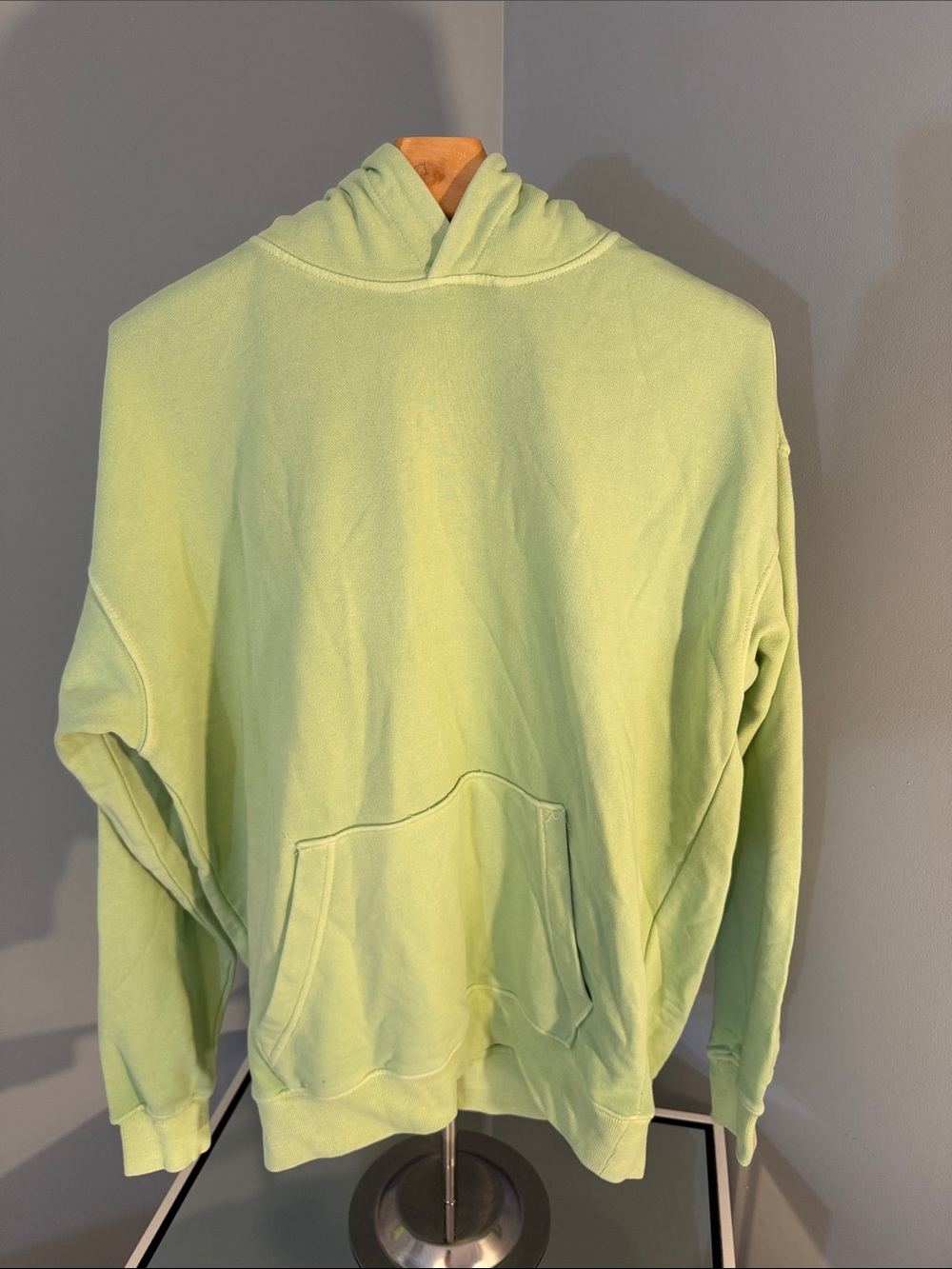 No Boundaries Light Mint Green Hooded Sweatshirt EUC